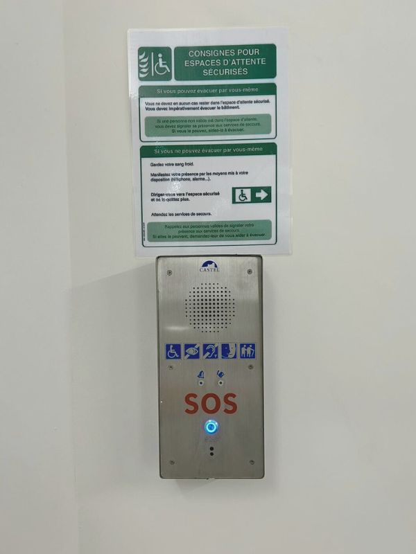 Mise en service des interphones sécurité par l'entreprise d'électricité générale Inspiration Elec Paris